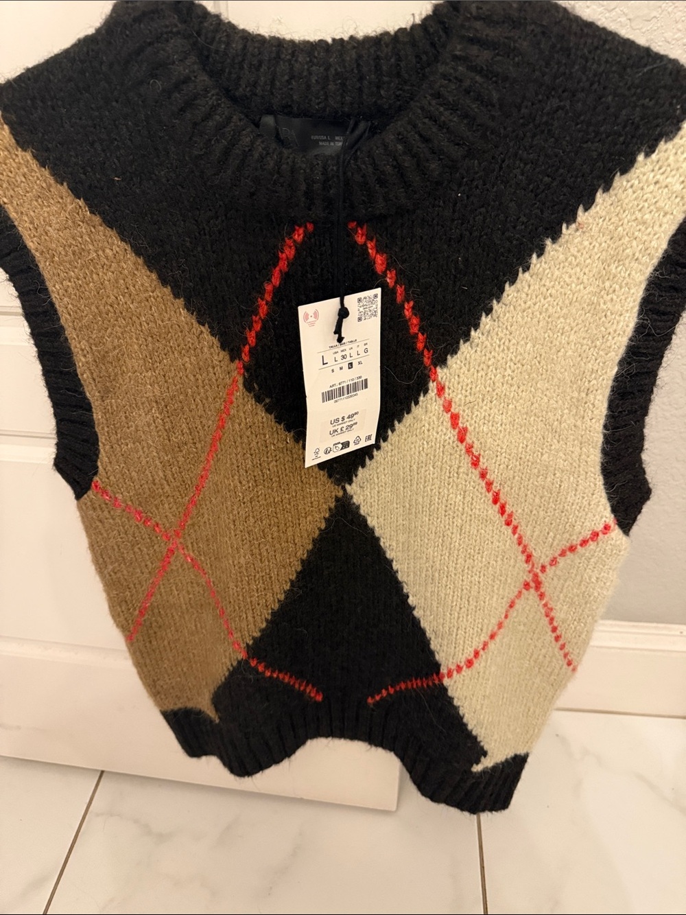 Zara Black Tan Cream Argyle Knit Vest with Red Accents